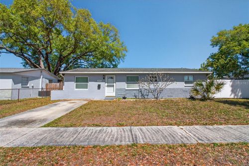 5865 92nd Ave N, PINELLAS PARK, FL, 33782-4909 | Card Image