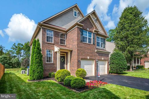 15217 Santander Dr, GAINESVILLE, VA, 20155-1835 | Card Image