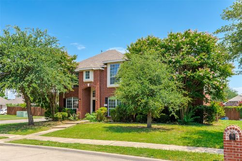 6902 Amesbury Ln, Rowlett, TX, 75089-5181 | Card Image