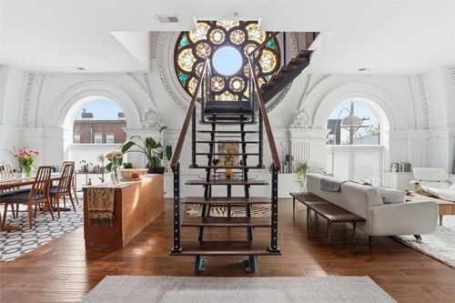 203-2132 Sarah St, Pittsburgh, PA, 15203-2061 | Card Image