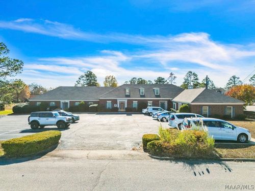 5768 Carmichael Parkway, Montgomery, AL, 36117 | Card Image