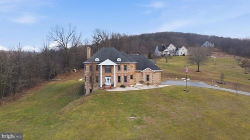 21111 Greenbrier Rd, BOONSBORO, MD, 21713-1602 | Card Image