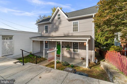 9 9th Ave, BRUNSWICK, MD, 21716-1802 | Card Image