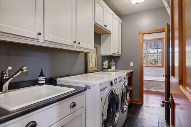 Main Floor Laundry | Image 20