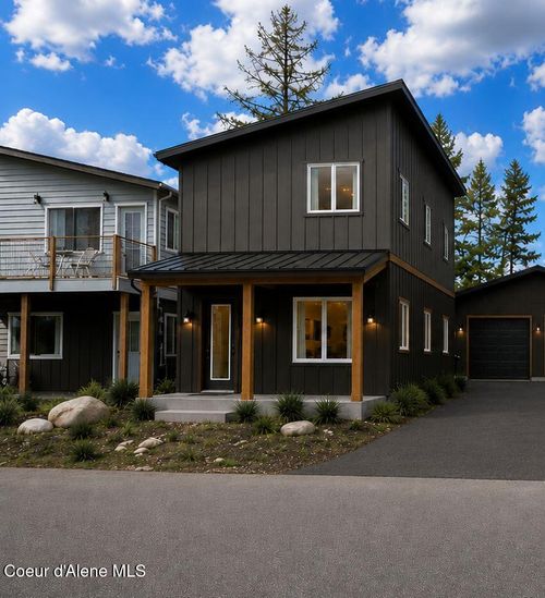 140 Carnelian Ave, Ponderay, ID, 83852-5100 | Card Image