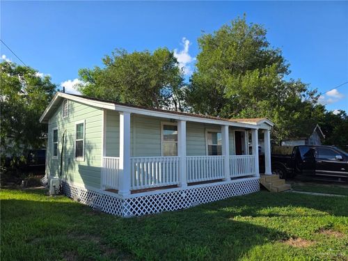 270 Julian St, San Benito, TX, 78586-5826 | Card Image