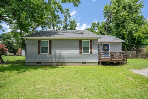 143 Tackett Ln, Savannah, TN, 38372-3362 | Card Image