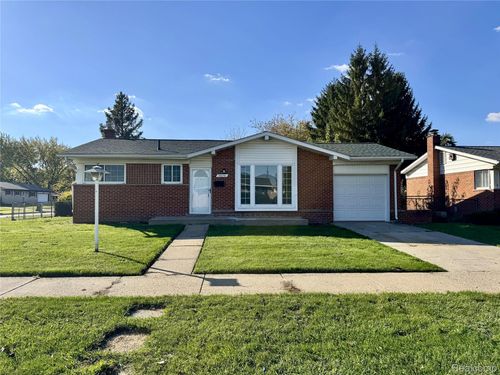 3676 Farnum St, Inkster, MI, 48141-2021 | Card Image