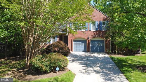 44 Carrollton Rd, STERLING, VA, 20165-5627 | Card Image