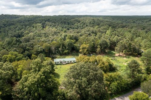 694 Napier Rd, Hohenwald, TN, 38462-5611 | Card Image