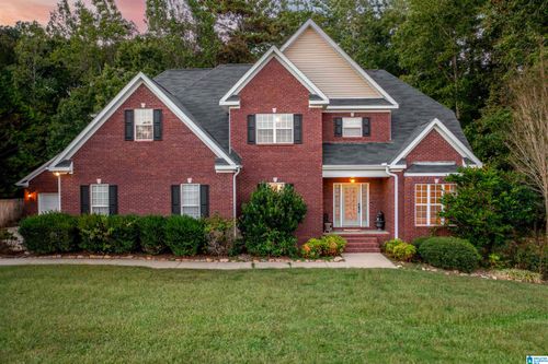 833 Lillian Ln, Anniston, AL, 36207-8633 | Card Image