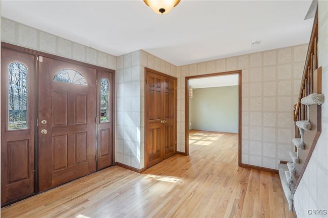 7266 Wakefield Dr, House other with 5 bedrooms, 4 bathrooms and null parking in Fayetteville NY | Image 4