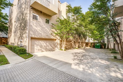 8-4100 Travis St, Dallas, TX, 75204-7544 | Card Image