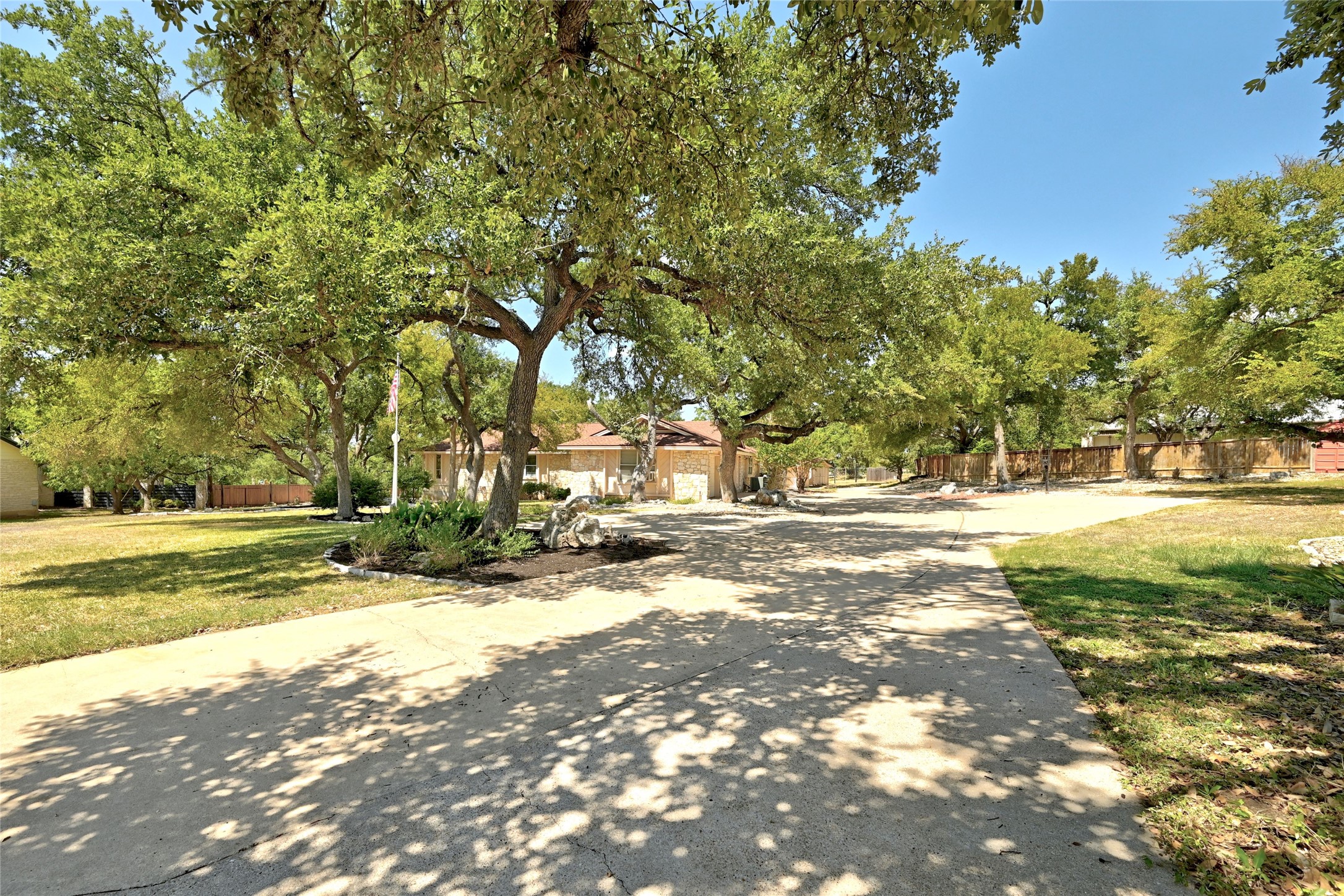 Plumewood Dr, Austin, TX 78750