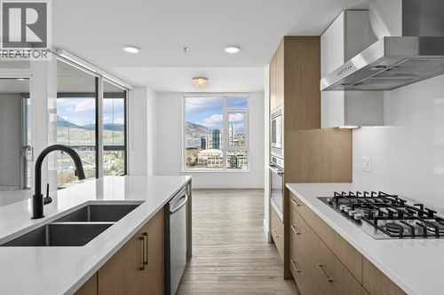 1909-1588 Ellis Street, Kelowna, BC, V1Y8L1 | Card Image