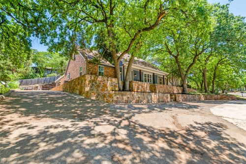 2711 Lincoln Dr, Arlington, TX, 76006-3514 | Card Image