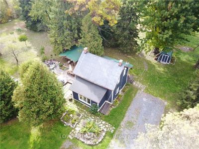 3748 4 Th Line Rd, House other with 2 bedrooms, 1 bathrooms and 10 parking in Glen Robertson ON | Image 3