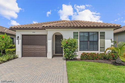 8968 Madrid Cir, NAPLES, FL, 34104-6227 | Card Image