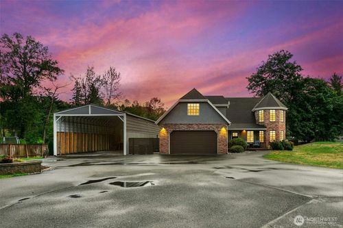 13020 172nd Ave Se, Renton, WA, 98059-8647 | Card Image