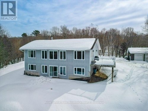 520 Star Lake Road, Seguin, ON, P0C1J0 | Card Image