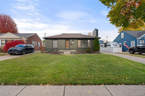 26056 Lyndon, Redford, MI, 48239-2920 | Card Image