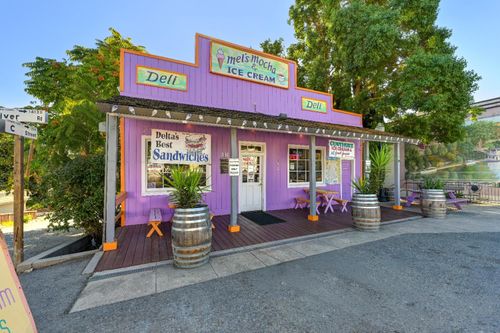 14132 Market St, Walnut Grove, CA, 95690-8017 | Card Image