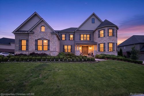 47711 Dunhill Ct, Northville, MI, 48167-8524 | Card Image