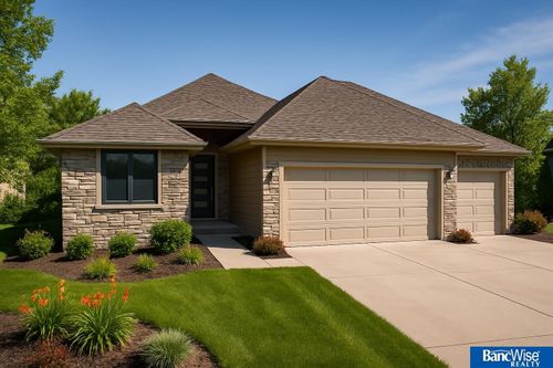 4300 Sundrop Ct, Lincoln, NE, 68516-3041 | Card Image