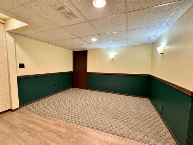 4399 Hunters Cir E, Condo with 2 bedrooms, 2 bathrooms and null parking in Canton MI | Image 21