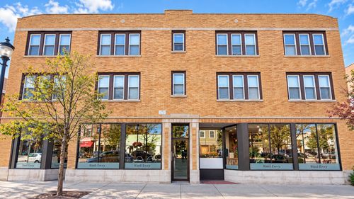 2a-2510 N Lincoln Ave, Chicago, IL, 60614-0090 | Card Image