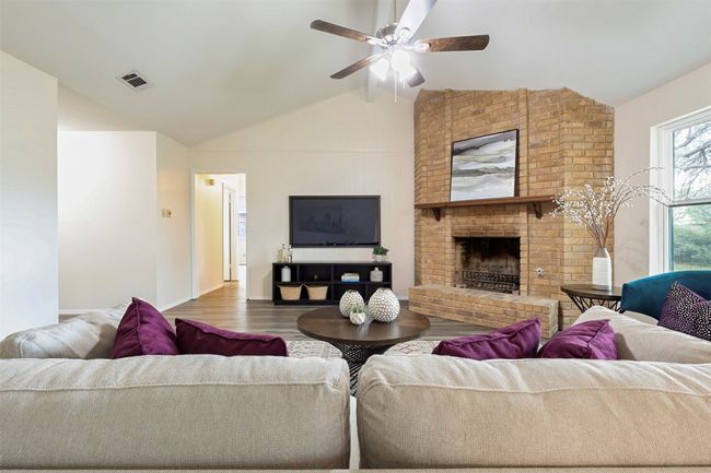 This house feels cozy and spacious at the same time. | Image 7