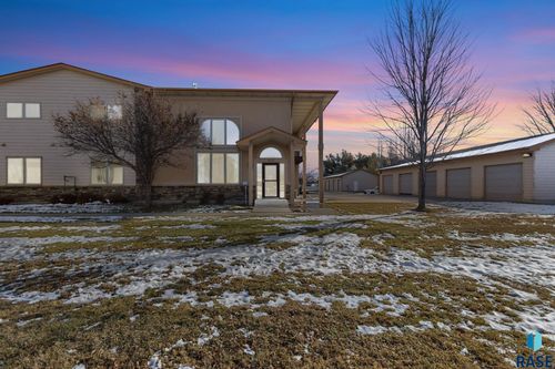 635 E Brian St Street, Tea, SD, 57064 | Card Image