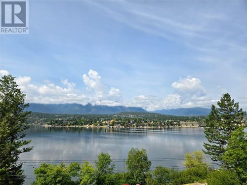 782 Lakeview Rd, Invermere, BC, V0A1K3 | Card Image