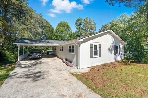 2011 Shadowwood Dr, Marietta, GA, 30066-4548 | Card Image