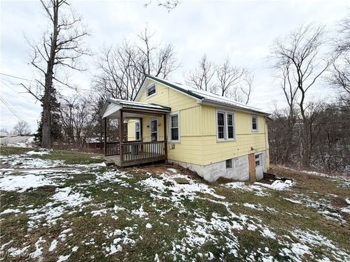 1995 Bantam Ridge Rd, Wintersville, OH, 43953-7270 | Card Image