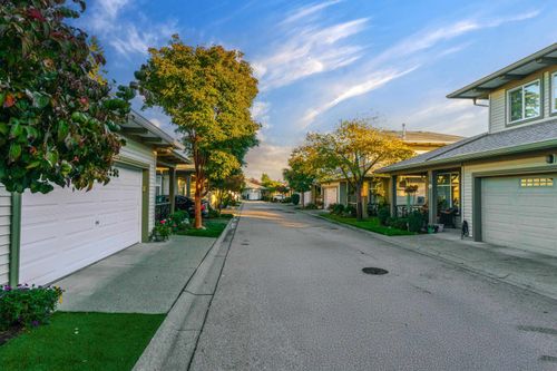 35-15188 62a Ave, Surrey, BC, V3S1W7 | Card Image