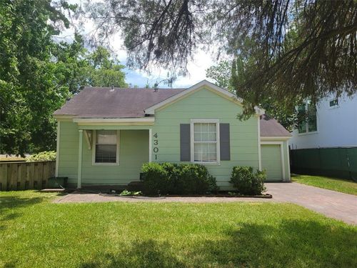 4301 Dorothy St, Bellaire, TX, 77401-5608 | Card Image