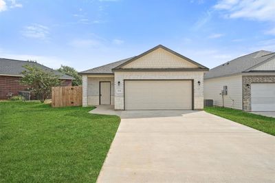 11216 Danny Lane, House other with 3 bedrooms, 2 bathrooms and null parking in Willis TX | Image 1