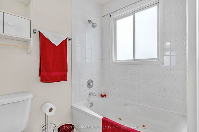 50 Davey Cres, House other with 4 bedrooms, 3 bathrooms and 4 parking in Amherstview ON | Image 20