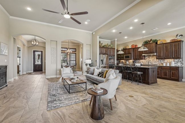 3009 Vista Heights Dr, House other with 4 bedrooms, 4 bathrooms and 5 parking in Leander TX | Image 7