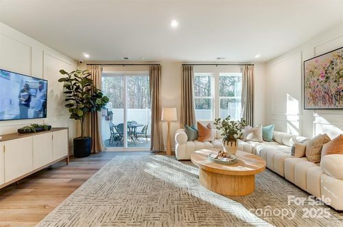 629 Cassidy Ct, Clover, SC, 29710-8272 | Card Image