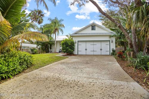 225 Pelican Dr, Melbourne Beach, FL, 32951-3738 | Card Image