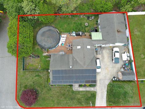 11 Crescent St, Mastic, NY, 11950-1801 | Card Image