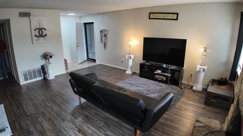 apt-102-2628 N Ann Arbor Ave, Oklahoma City, OK, 73127-1806 | Card Image