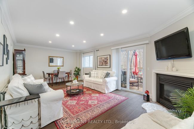 228 - 2110 Cleaver Ave, Condo with 3 bedrooms, 3 bathrooms and 1 parking in Burlington ON | Image 4