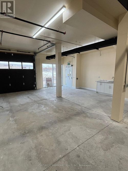 587 Hanlon Creek Boulevard, Guelph (Kortright Hills), ON, N1C0A1 | Card Image