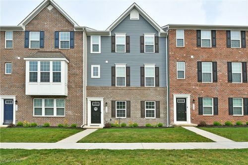1134 Bean Lane, Akron, OH, 44313 | Card Image