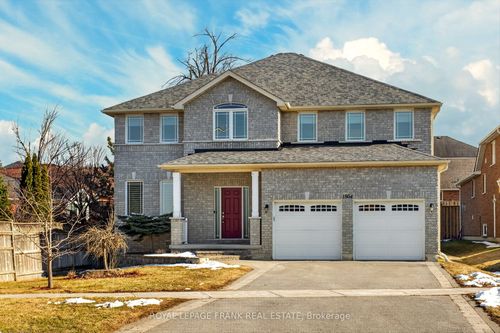 1504 Ireland Drive, Peterborough, ON, K9K2T2 | Card Image