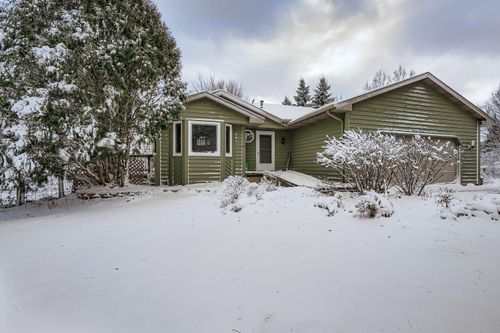 4460 222nd Ave Nw, Oak Grove, MN, 55303-8825 | Card Image