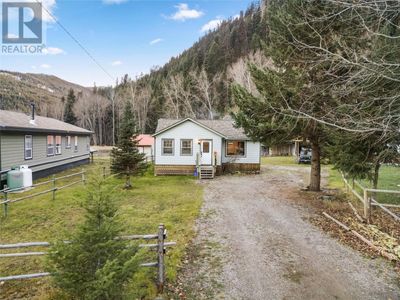 132 Missezula Lake Rd, House other with 3 bedrooms, 1 bathrooms and null parking in Princeton BC | Image 3